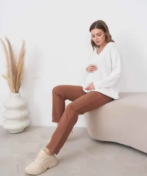 Карамельные утеплённые джинсы moms для беременных Isla