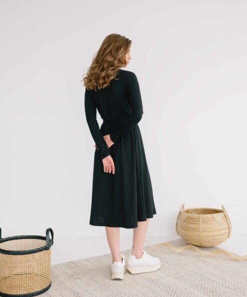 Черное платье-лапша для будущих и кормящих мам Lulu Черное платье-лапша для будущих и кормящих мам Lulu — изображение 6