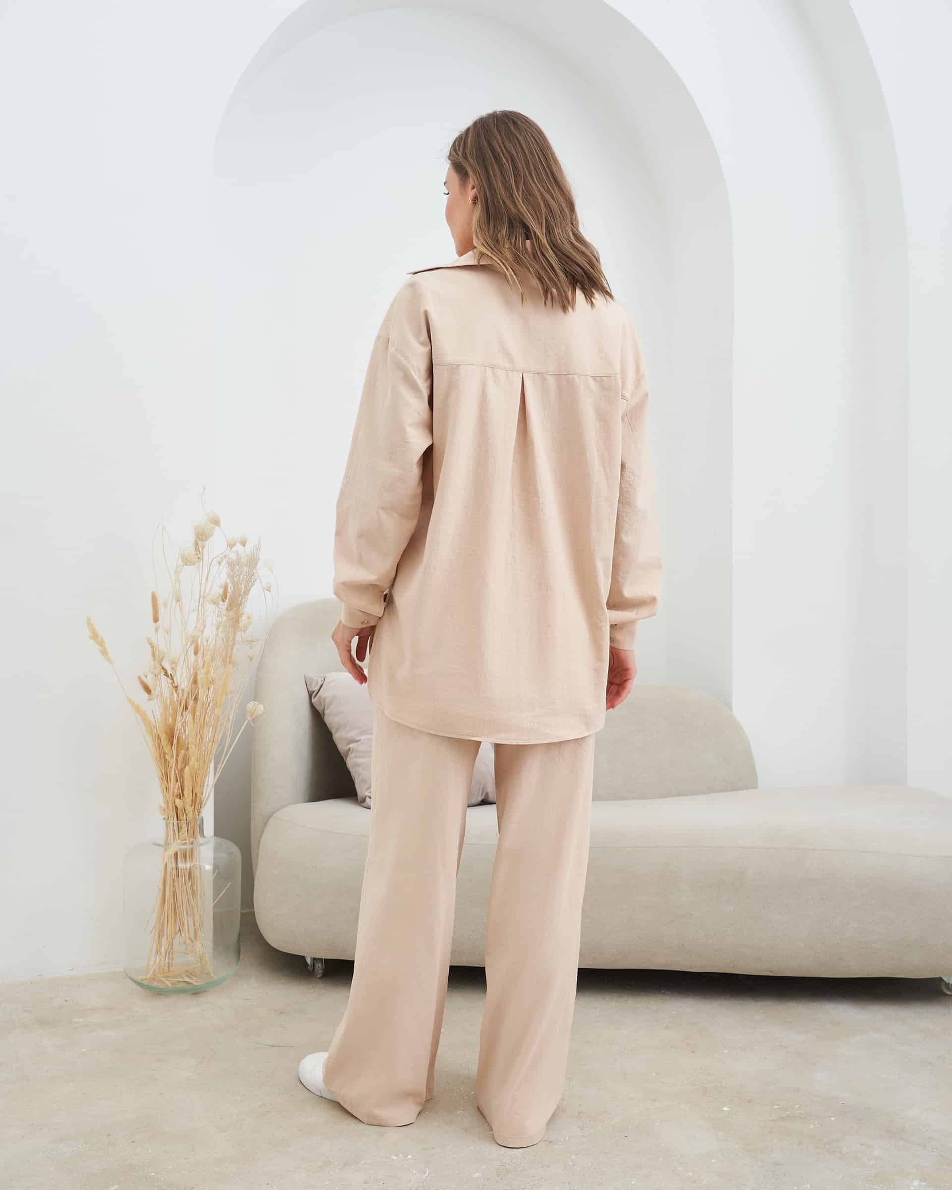 Бежевая рубашка для будущих и кормящих мам Breeze Бежевая рубашка для будущих и кормящих мам Breeze — изображение 10