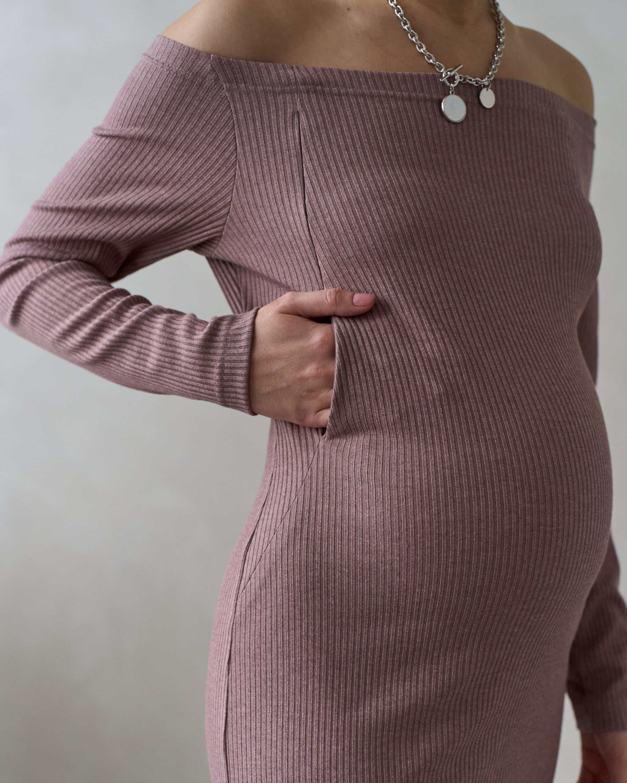 Кофейное платье для будущих и кормящих мам Everett NEW Кофейное платье для будущих и кормящих мам Everett NEW — изображение 2