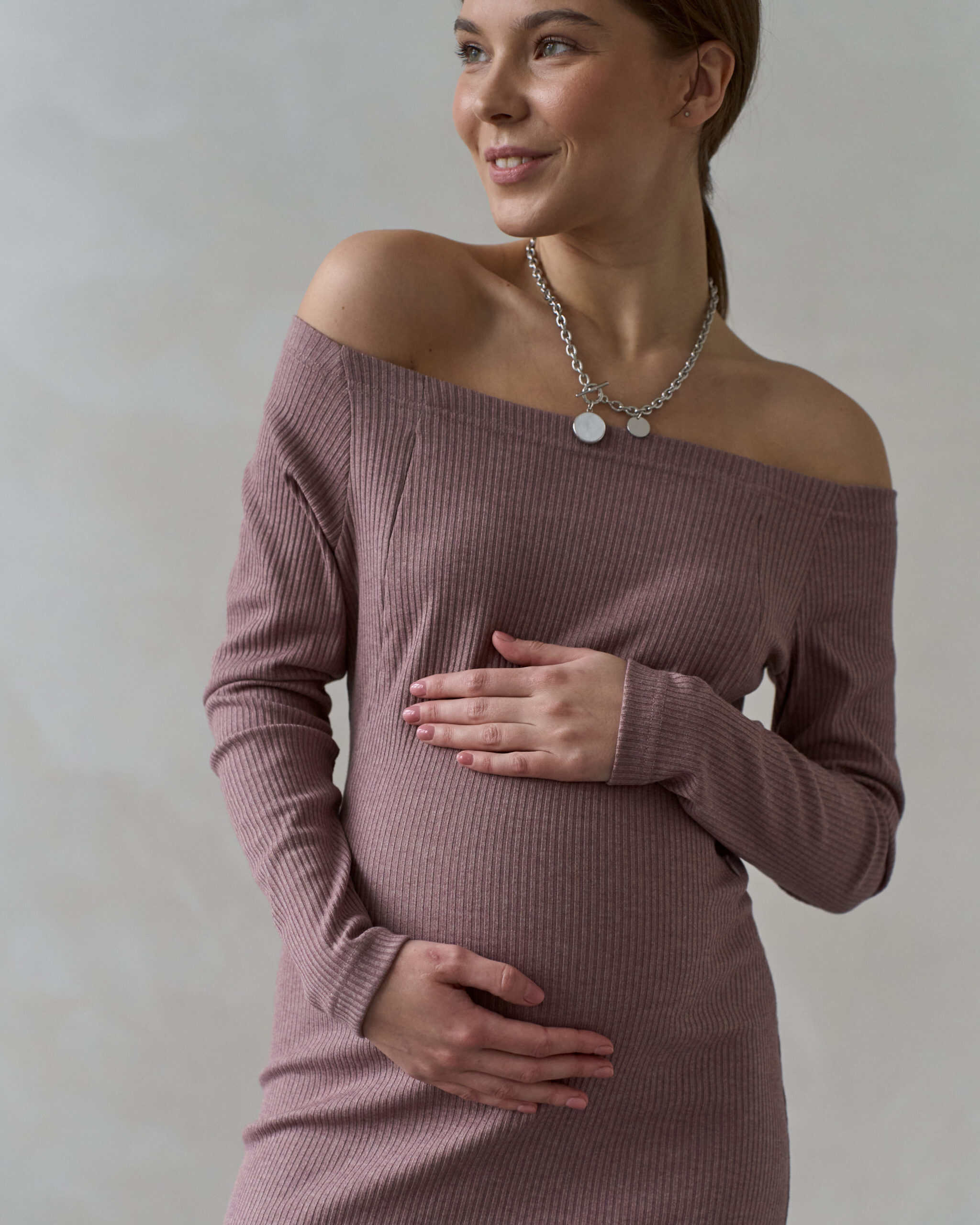 Кофейное платье для будущих и кормящих мам Everett NEW Кофейное платье для будущих и кормящих мам Everett NEW — изображение 9