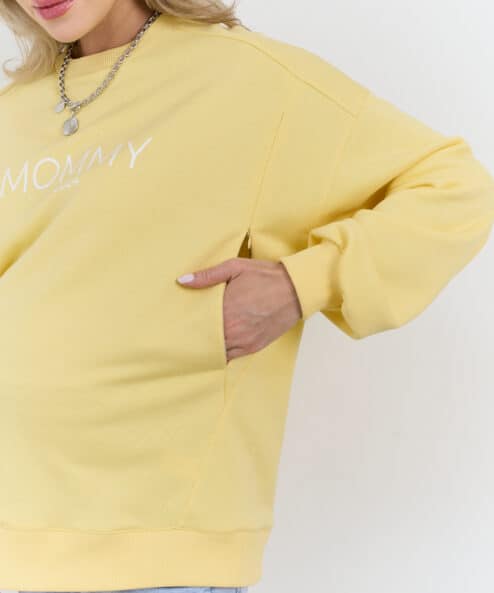 Желтый свитшот для мам Mommy est 2024 Желтый свитшот для мам Mommy est 2024 — изображение 2