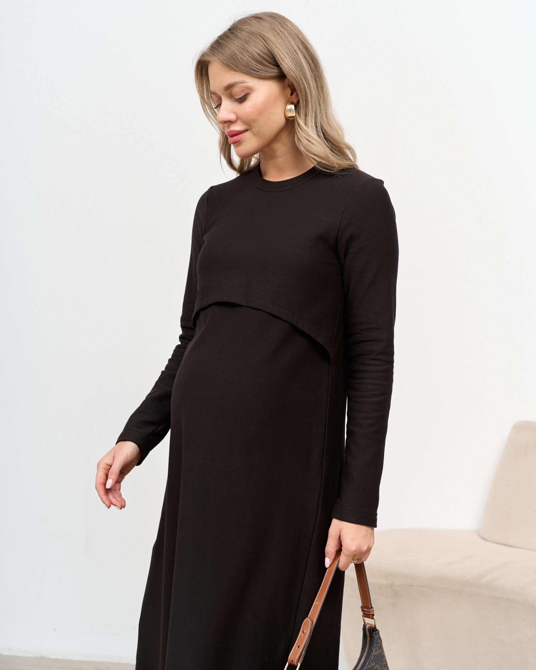 Черное платье для будущих и кормящих мам Casual Warm Черное платье для будущих и кормящих мам Casual Warm — изображение 4