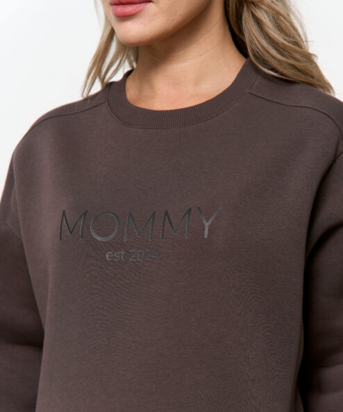 Кофейный теплый свитшот для будущих и кормящих мам MOMMY est 2024 Кофейный теплый свитшот для будущих и кормящих мам MOMMY est 2024 — изображение 9