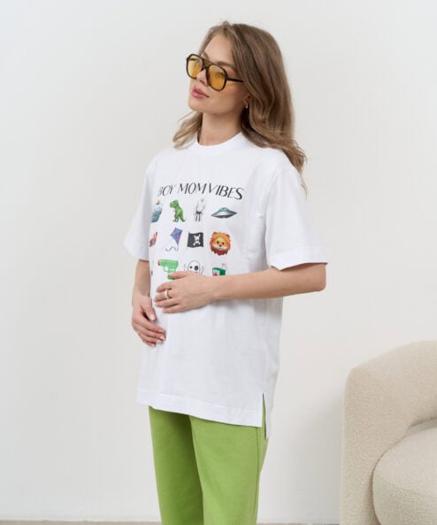 Белая футболка для будущих и кормящих мам Boy Mom Vibes Белая футболка для будущих и кормящих мам Boy Mom Vibes — изображение 13
