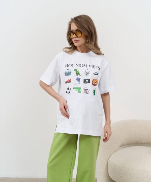Белая футболка для будущих и кормящих мам Boy Mom Vibes Белая футболка для будущих и кормящих мам Boy Mom Vibes — изображение 8