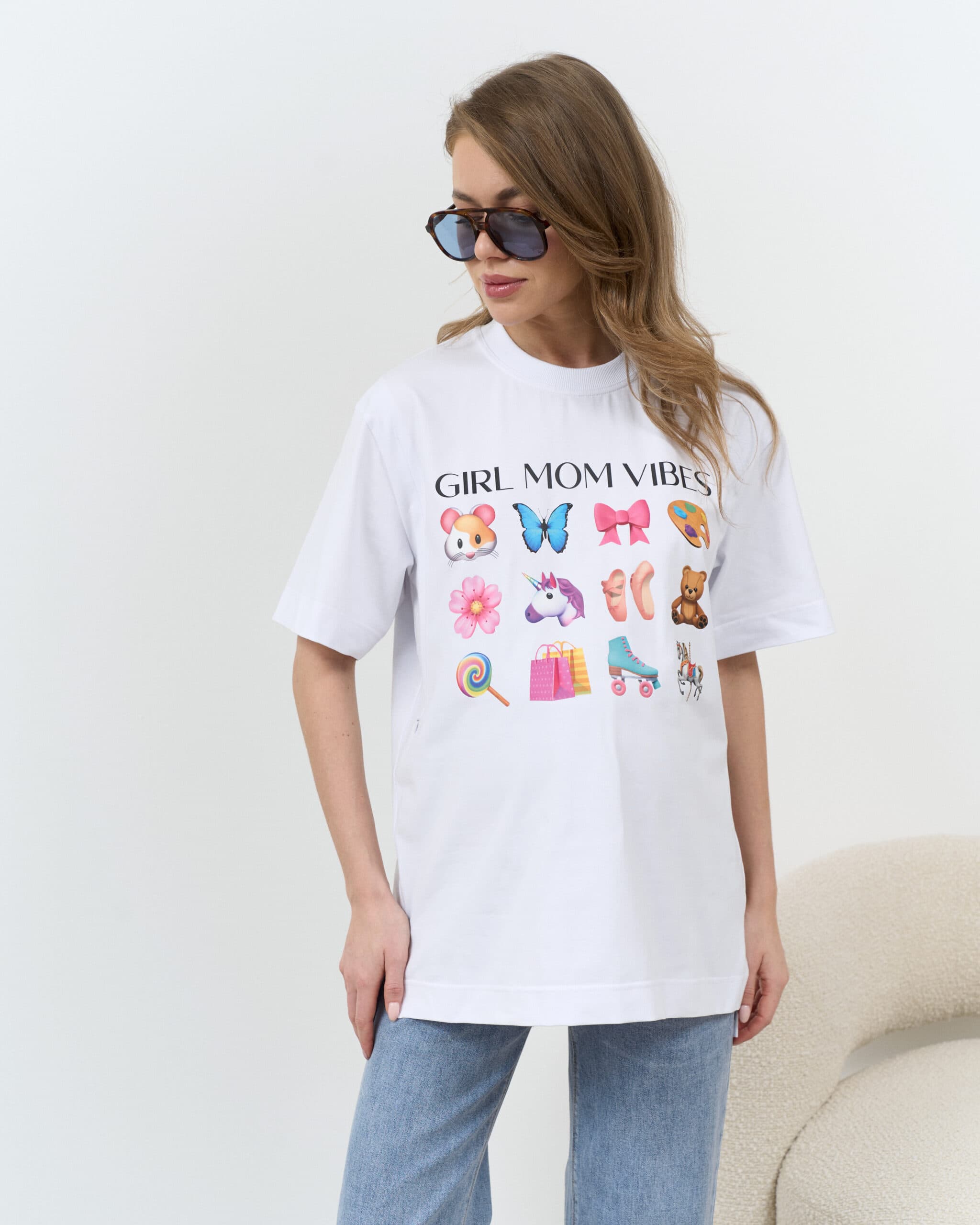 Белая футболка для будущих и кормящих мам Girl Mom Vibes Белая футболка для будущих и кормящих мам Girl Mom Vibes — изображение 9