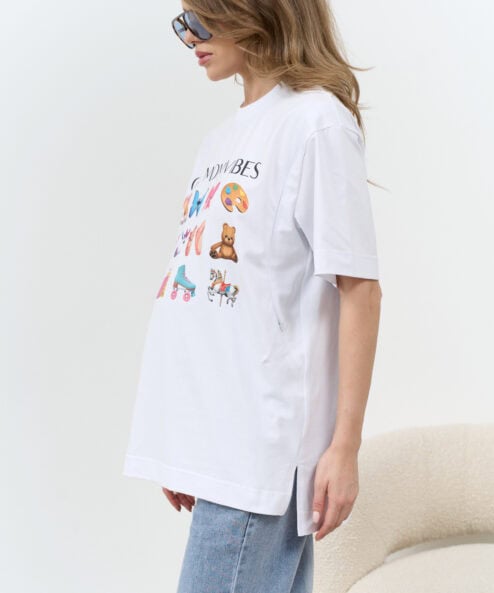 Белая футболка для будущих и кормящих мам Girl Mom Vibes Белая футболка для будущих и кормящих мам Girl Mom Vibes — изображение 5