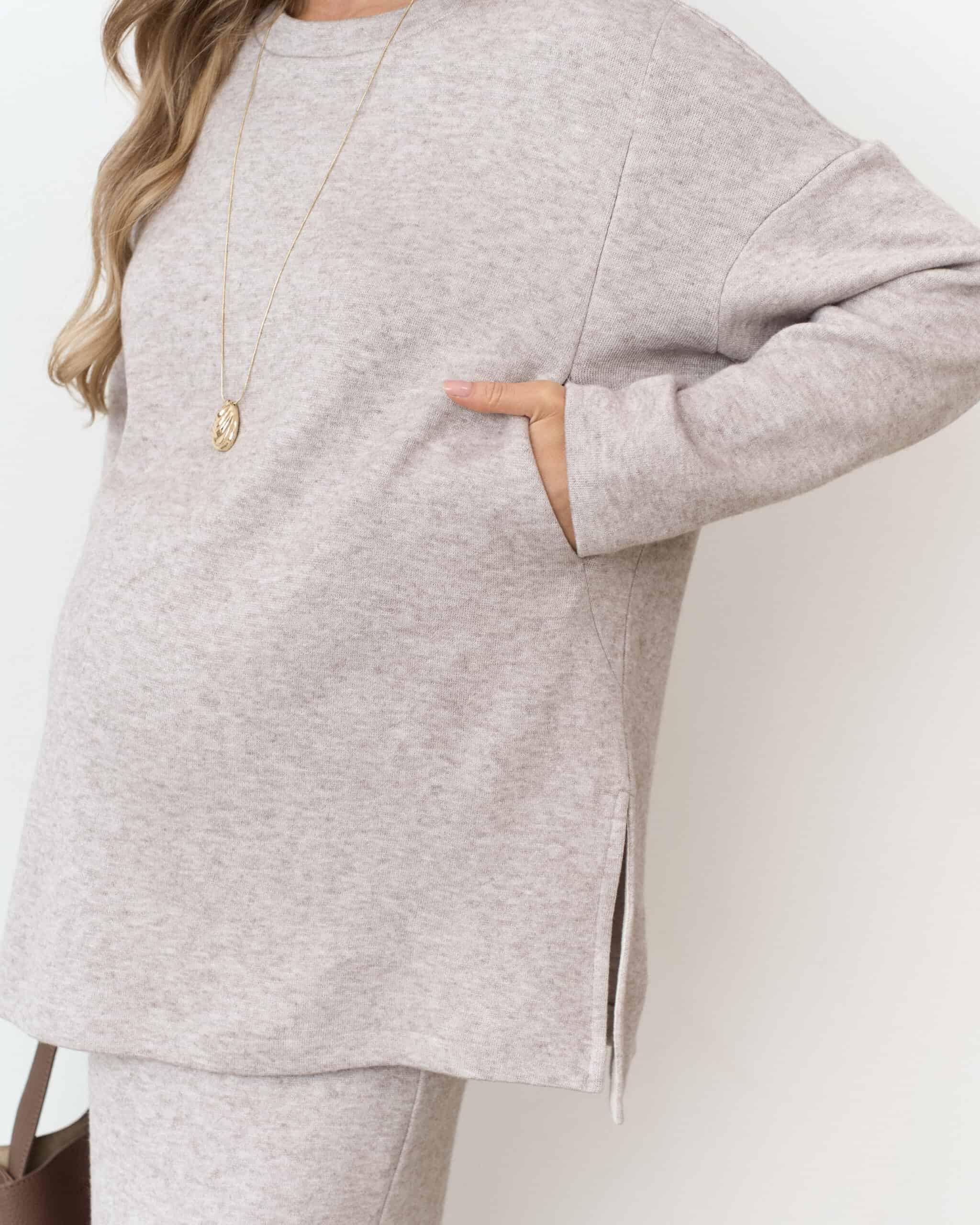 Кофейный теплый джемпер для будущих и кормящих мам Trendy Кофейный теплый джемпер для будущих и кормящих мам Trendy — изображение 2