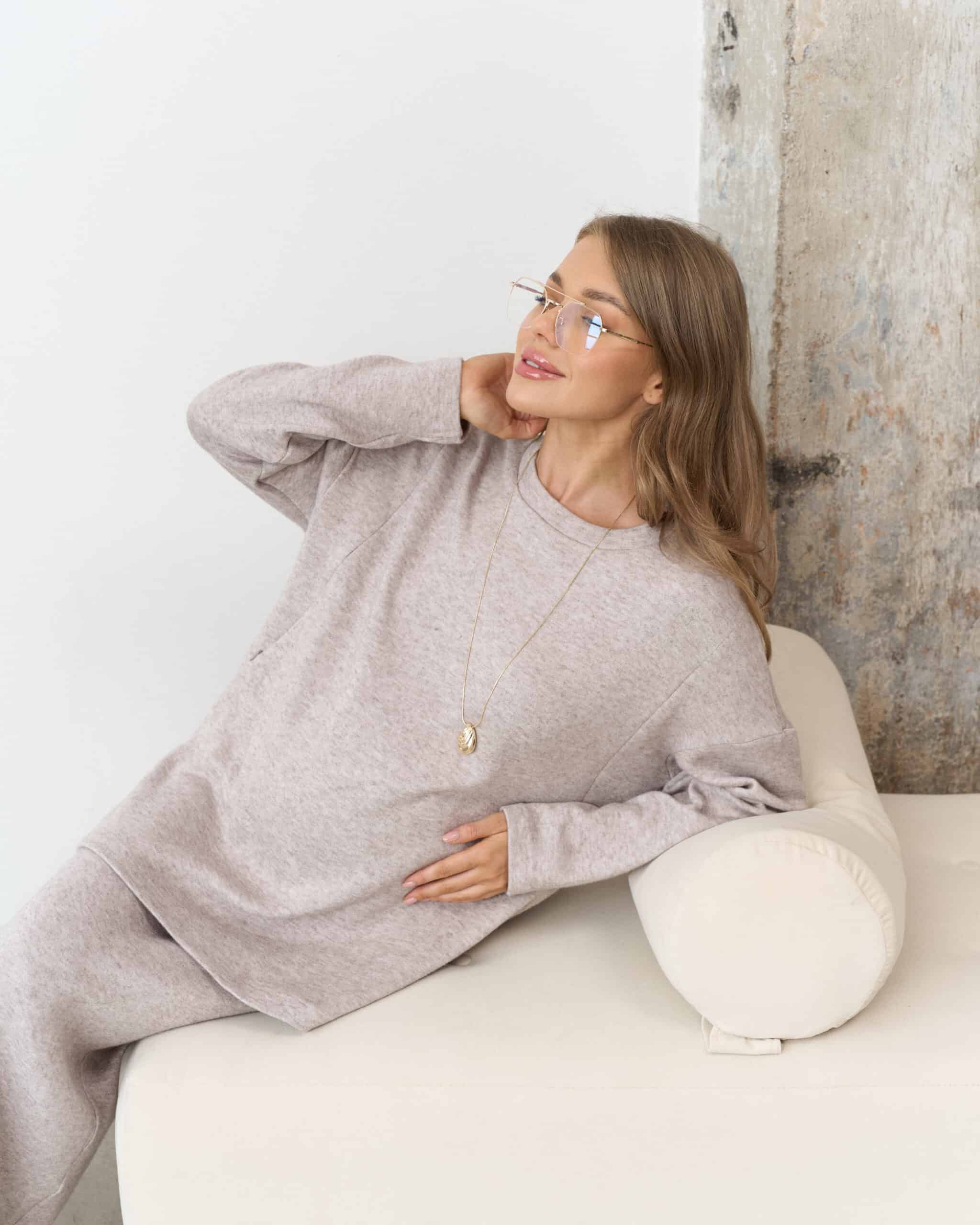 Кофейный теплый джемпер для будущих и кормящих мам Trendy Кофейный теплый джемпер для будущих и кормящих мам Trendy — изображение 5