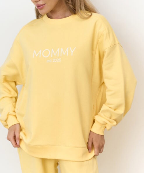 Желтый свитшот для будущих и кормящих мам MOMMY est 2026 — изображение 10