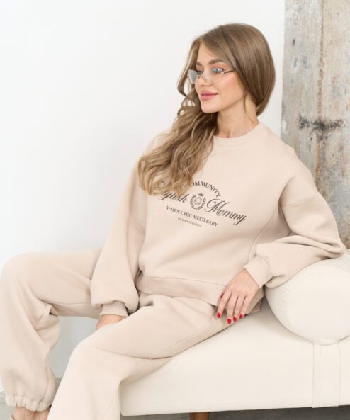 Теплый свитшот в цвете латте для будущих и кормящих мам Stylish Mommy — изображение 4