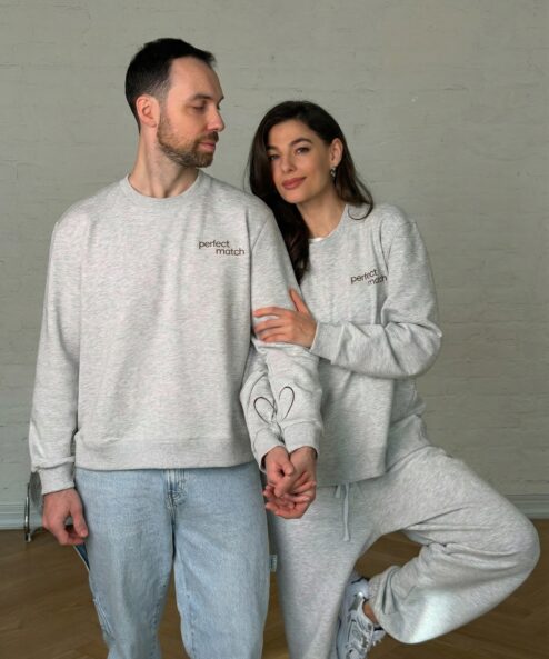 Свитшот с серой вышивкой Perfect Match Свитшот с серой вышивкой Perfect Match — изображение 2